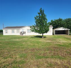 209 Prairie Trail, Rhome, TX 76078