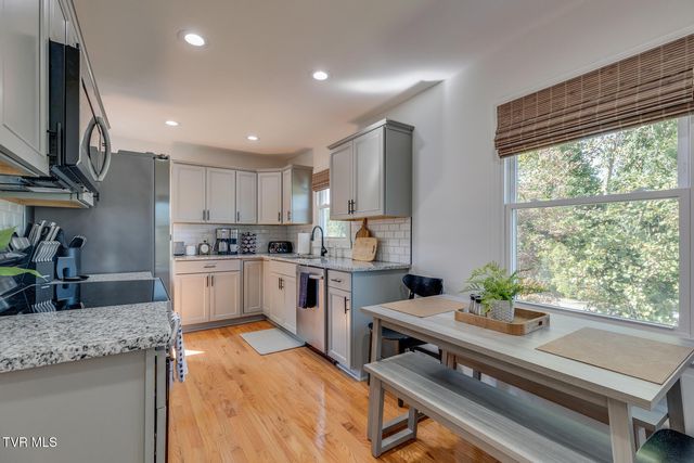 2549 Bay Street, Bristol, TN 37620