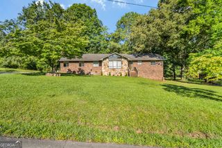 2814 Suncrest Drive, Dalton, GA 30721