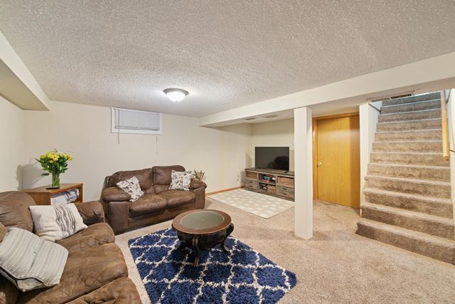 444 6th Avenue S, South Saint Paul, MN 55075