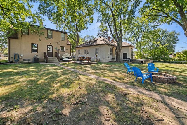444 6th Avenue S, South Saint Paul, MN 55075