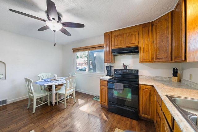 444 6th Avenue S, South Saint Paul, MN 55075