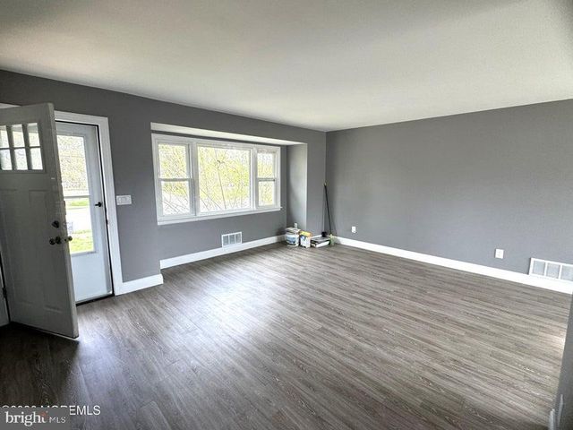 416 HOOPER AVE, Toms River, NJ 08753