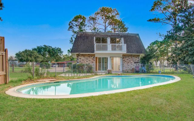 6209 Butler Road, Pearland, TX 77581