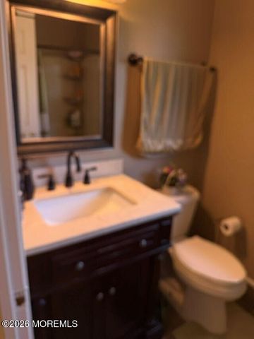 641 Ship Avenue, Beachwood, NJ 08722