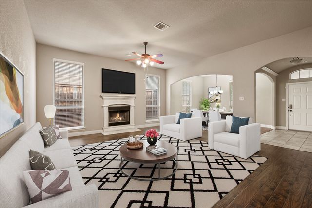 8234 Winter Falls Trail, Fort Worth, TX 76053