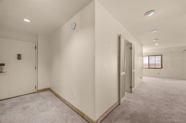 7865 E Mississippi Avenue 1002, Denver, CO 80247