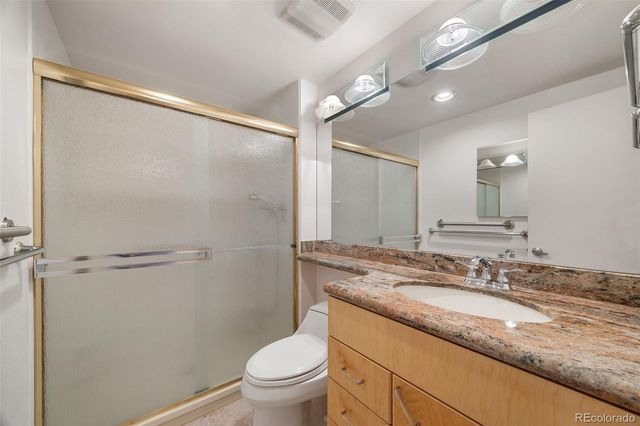 7865 E Mississippi Avenue 1002, Denver, CO 80247