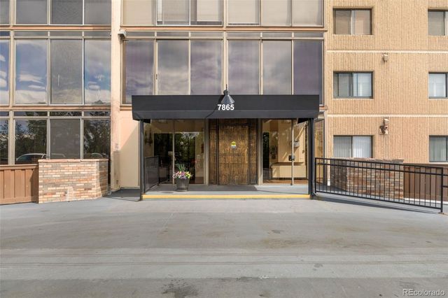 7865 E Mississippi Avenue 1002, Denver, CO 80247