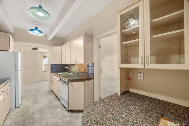 7865 E Mississippi Avenue 1002, Denver, CO 80247