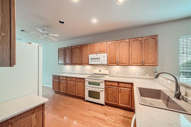 120 Muir CT, Georgetown, TX 78633