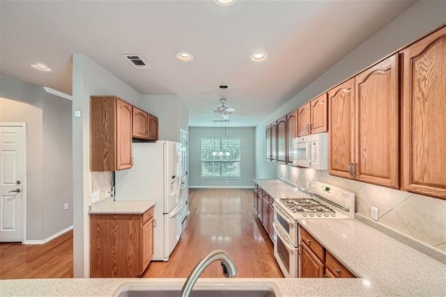 120 Muir CT, Georgetown, TX 78633