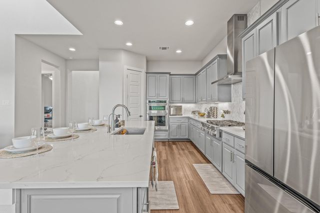 605 Gunison DR, Austin, TX 78738