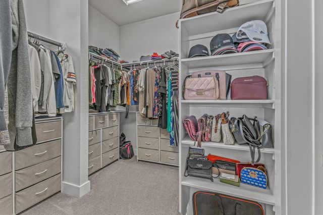 605 Gunison DR, Austin, TX 78738