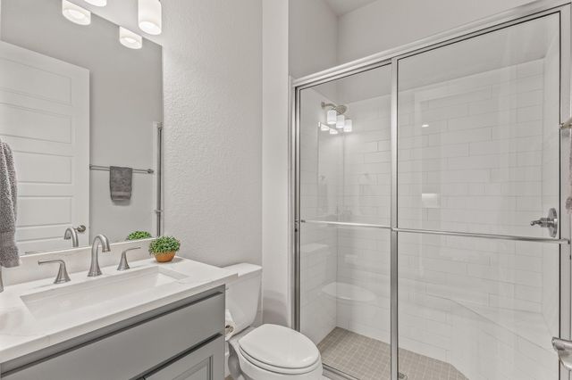 605 Gunison DR, Austin, TX 78738