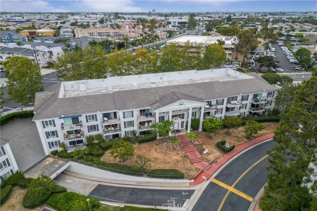 300 Cagney, Newport Beach, CA 92663
