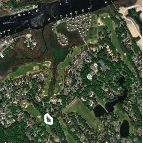 1310 Spinnaker Dr., North Myrtle Beach, SC 29582