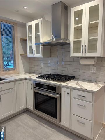 25 Bogert Place 1, Westwood, NJ 07675