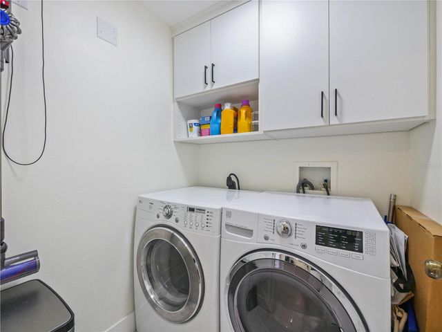 9555 HERON POINTE DRIVE, Orlando, FL 32832