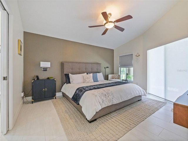 9555 HERON POINTE DRIVE, Orlando, FL 32832