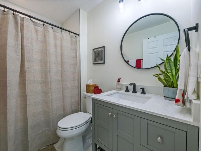 9555 HERON POINTE DRIVE, Orlando, FL 32832