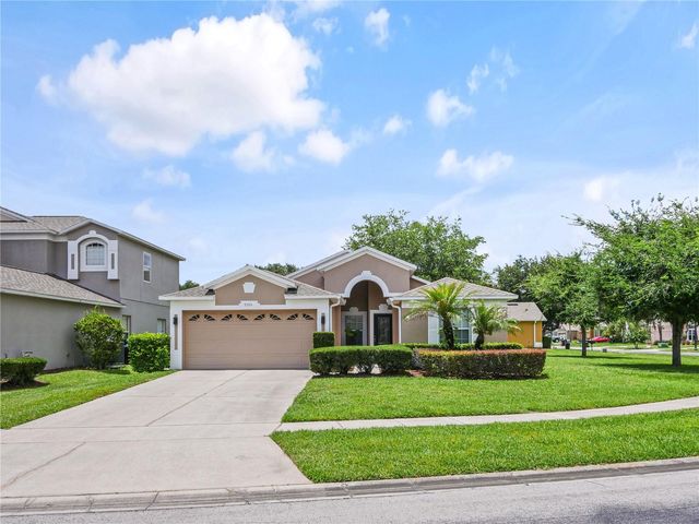 9555 HERON POINTE DRIVE, Orlando, FL 32832
