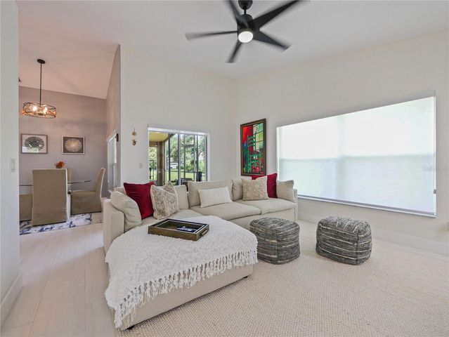 9555 HERON POINTE DRIVE, Orlando, FL 32832