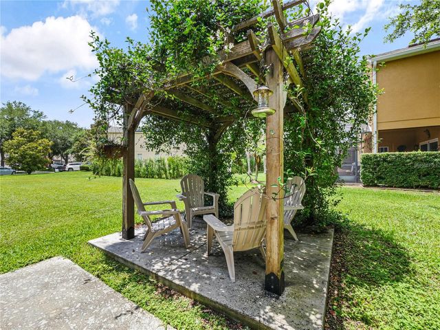 9555 HERON POINTE DRIVE, Orlando, FL 32832