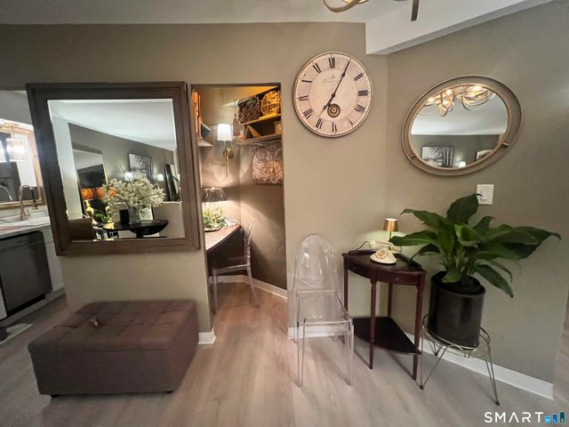 91 Strawberry Hill Avenue 827, Stamford, CT 06902
