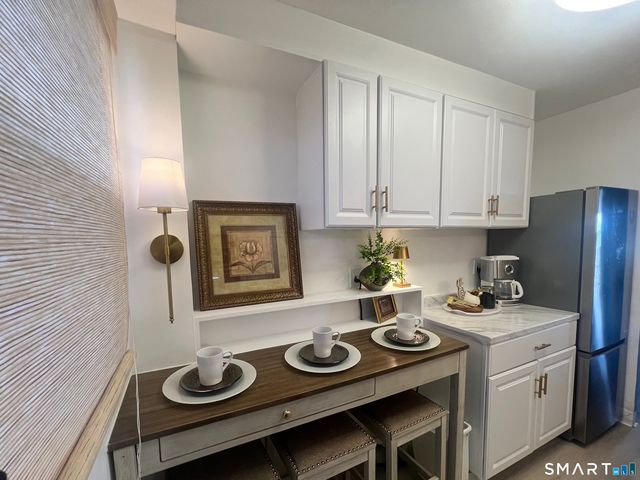 91 Strawberry Hill Avenue 827, Stamford, CT 06902