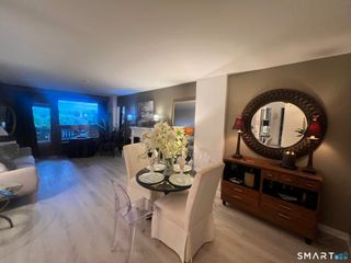 91 Strawberry Hill Avenue 827, Stamford, CT 06902