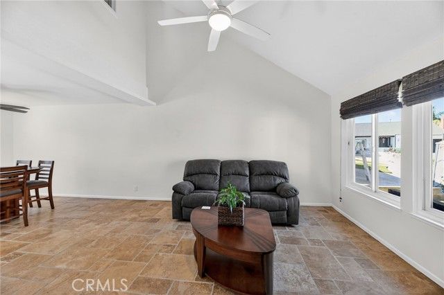 6116 E Paseo Rio Azul, Anaheim, CA 92807