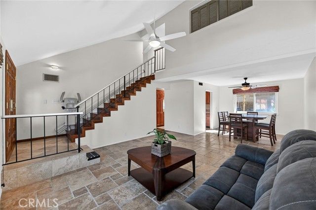 6116 E Paseo Rio Azul, Anaheim, CA 92807