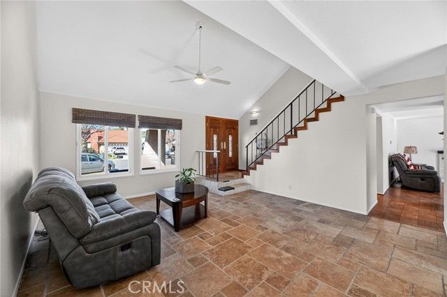 6116 E Paseo Rio Azul, Anaheim, CA 92807