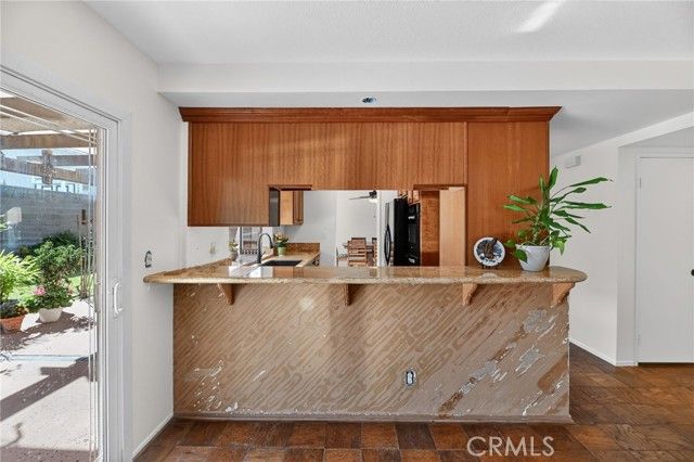 6116 E Paseo Rio Azul, Anaheim, CA 92807