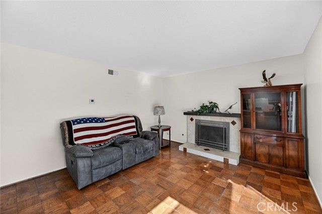 6116 E Paseo Rio Azul, Anaheim, CA 92807