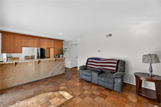 6116 E Paseo Rio Azul, Anaheim, CA 92807