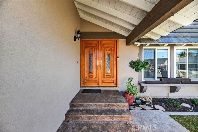 6116 E Paseo Rio Azul, Anaheim, CA 92807