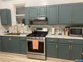 16 Hazel Place, Irvington, NJ 07111