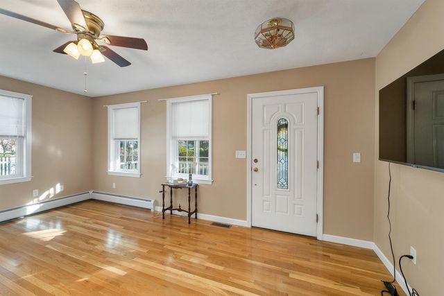 1121 Cilley Road, Manchester, NH 03103