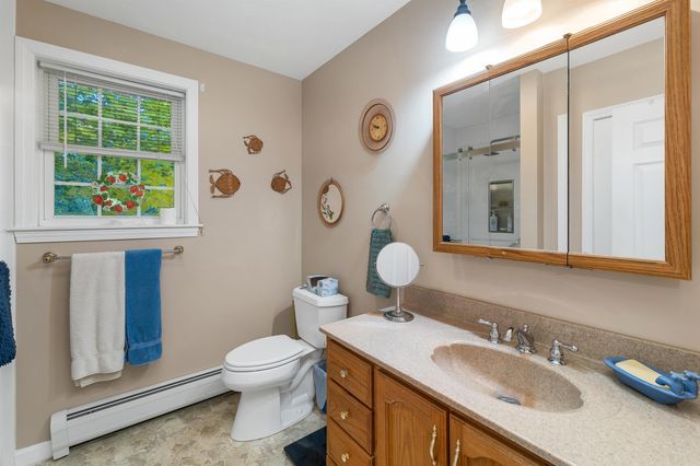 1121 Cilley Road, Manchester, NH 03103