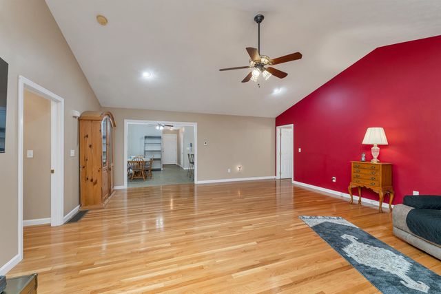 1121 Cilley Road, Manchester, NH 03103