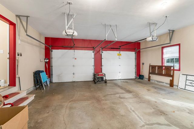 1121 Cilley Road, Manchester, NH 03103