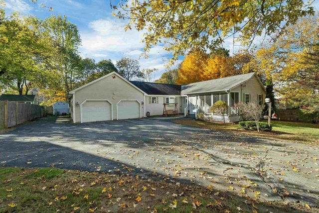 1121 Cilley Road, Manchester, NH 03103