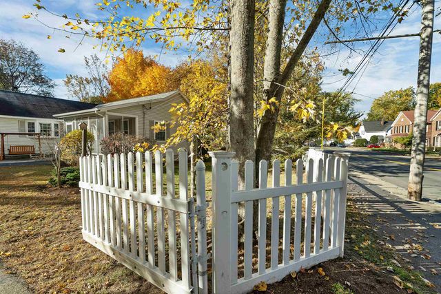 1121 Cilley Road, Manchester, NH 03103