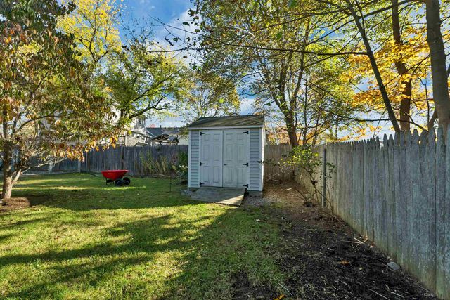 1121 Cilley Road, Manchester, NH 03103