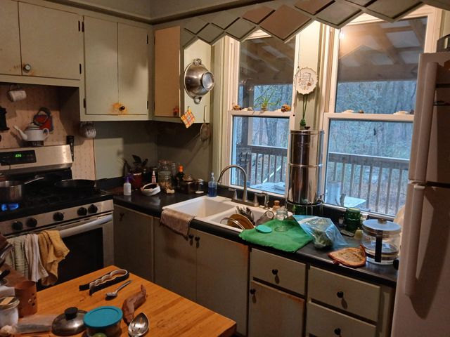 652 Gamaliel RD, Red Boiling Springs, TN 37150