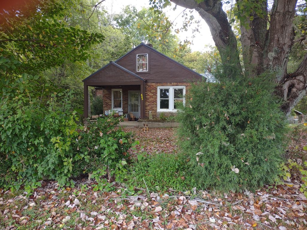 652 Gamaliel RD, Red Boiling Springs, TN 37150