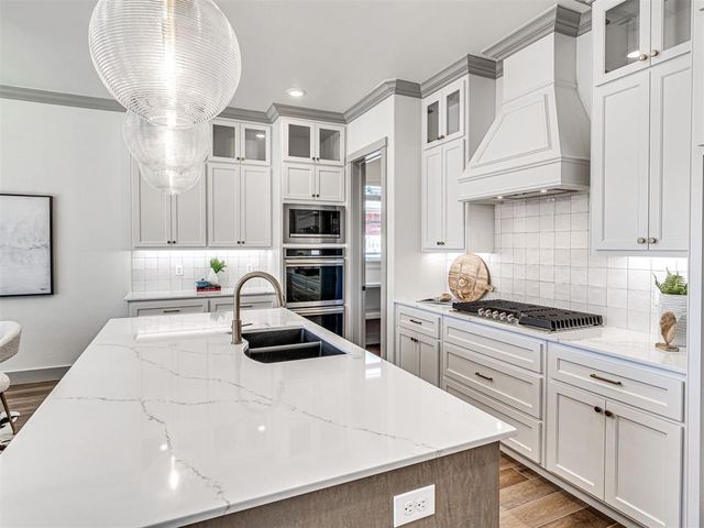 2009 Marsala Drive, Edmond, OK 73034