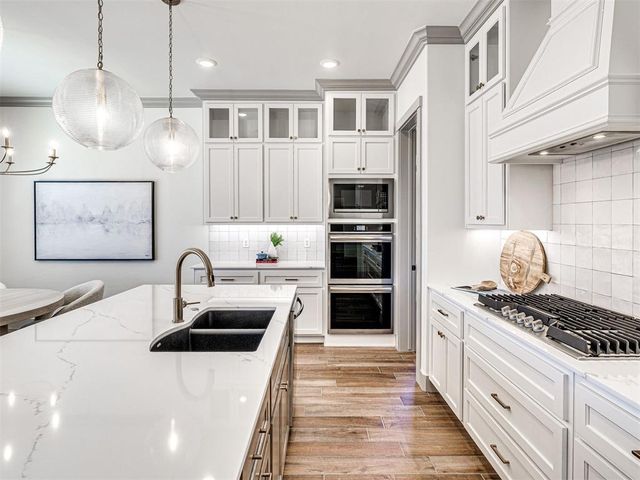 2009 Marsala Drive, Edmond, OK 73034